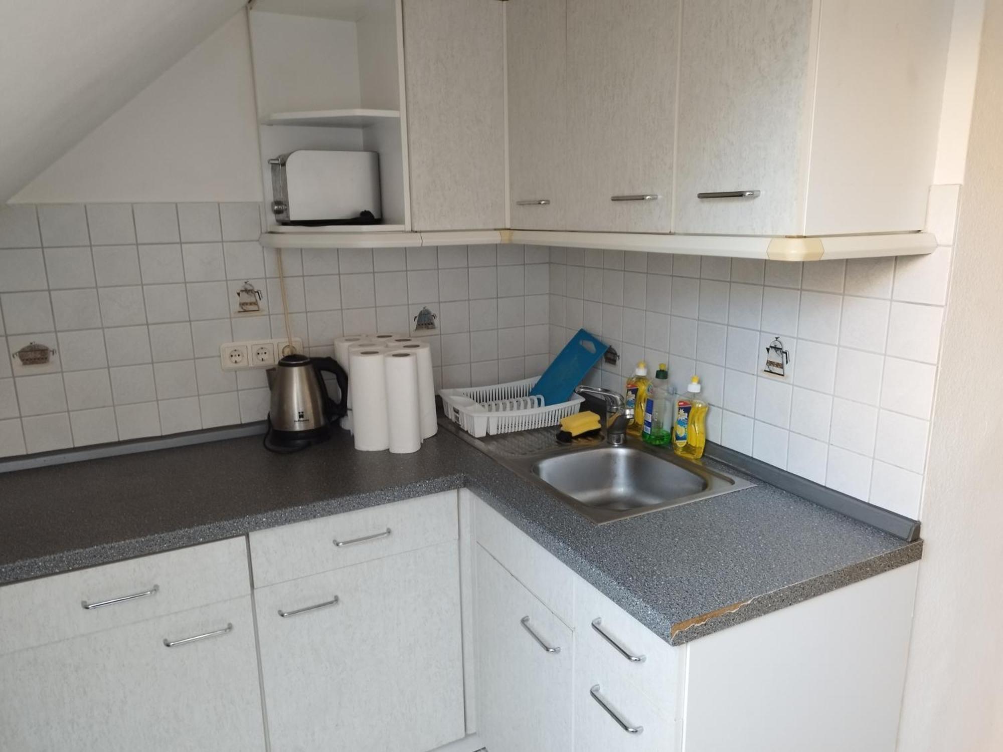 Flex Aparts - Grosse, Moeblierte Wohnung In Zwickau Mit 2 Zimmern 외부 사진